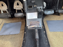 18-121db-center-console